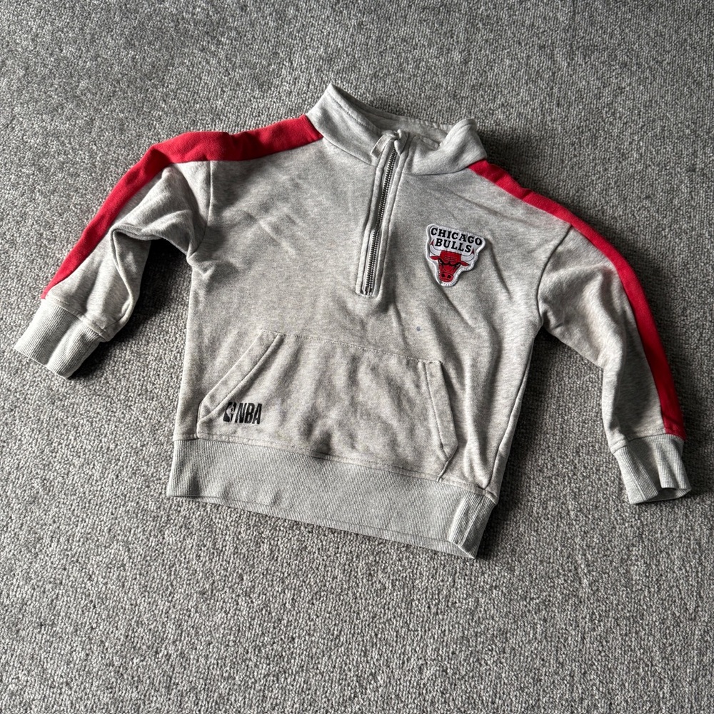 Cotton On Kids Small/7 NBA Chicago Bulls Basketball 1/2 Zip Collared Sweatshirt